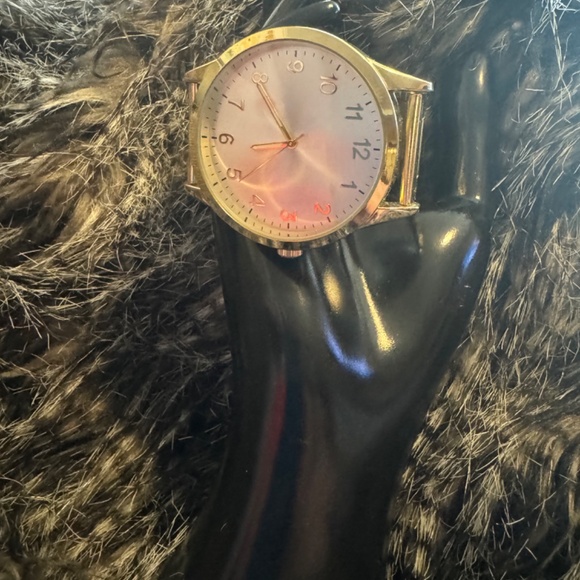 Watch - Picture 2 of 2